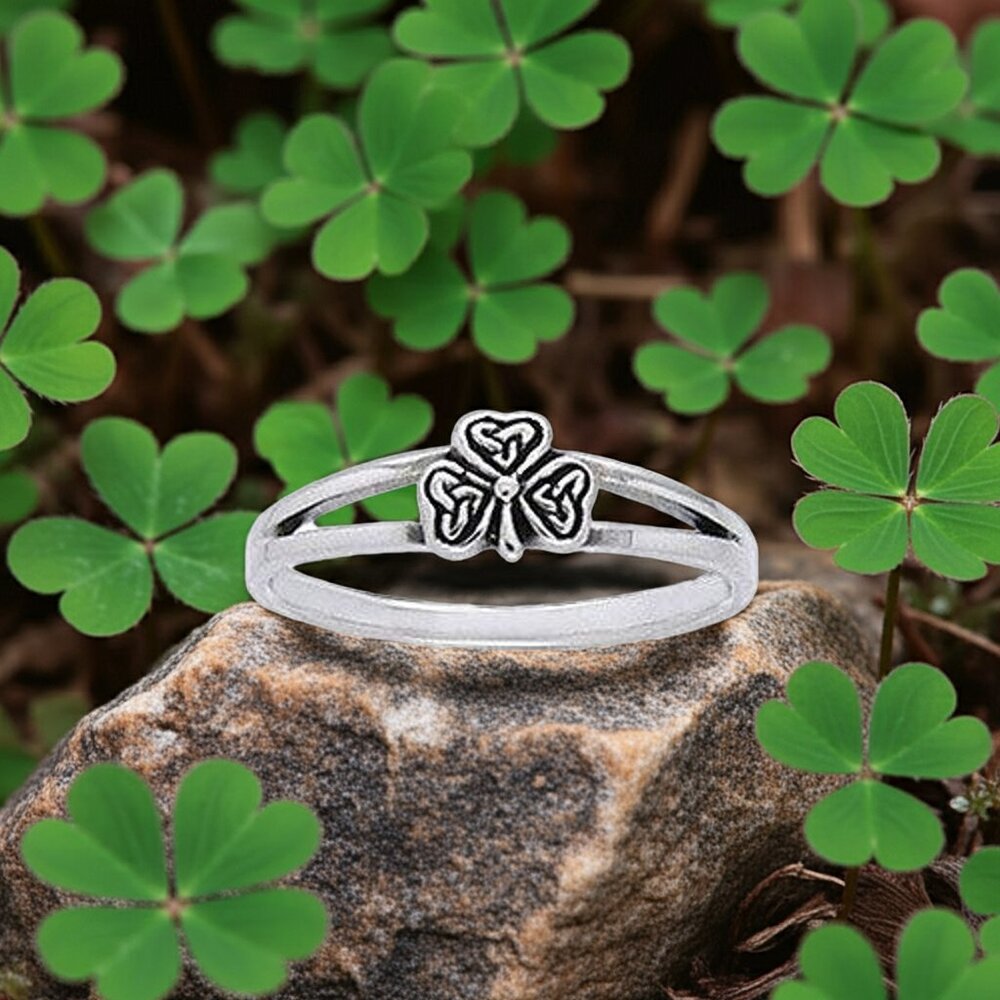 Irish Shamrock Sterling Silver Ring, Size 5 and 8